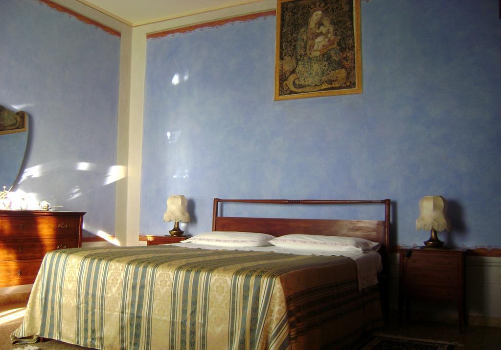 Villa Rossini Lucca Kamer foto